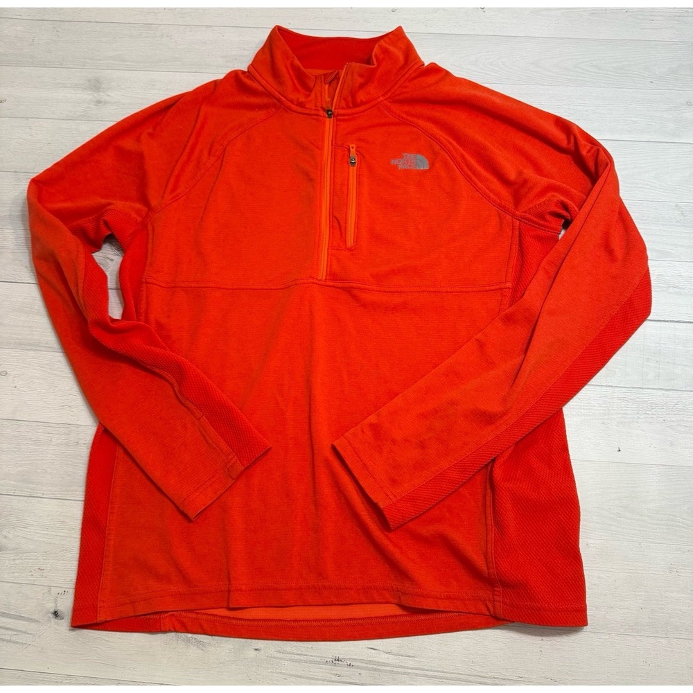 The North Face men's flashdry 1/4 zip pullover size large